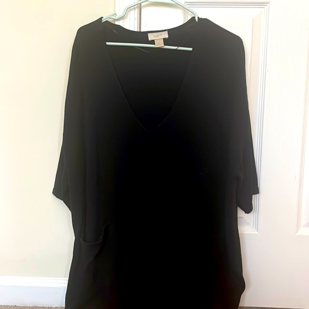 LOFT V-Neck Tunic ft. pockets